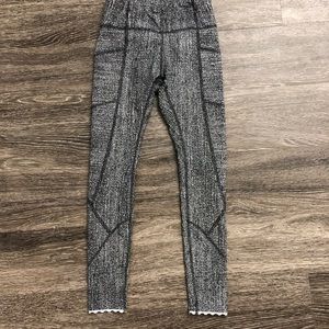Lululemon leggings size 2